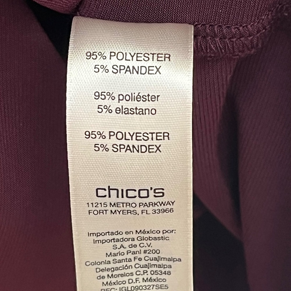 Chico's Womens Size 3 Plum Burgundy Zipper Shoulder Short Sleeve Blouse Top - Picture 6 of 7